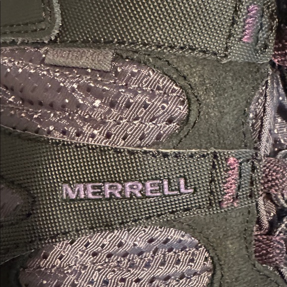 Merrell Black and Purple Outdoor boots - Picture 2 of 10